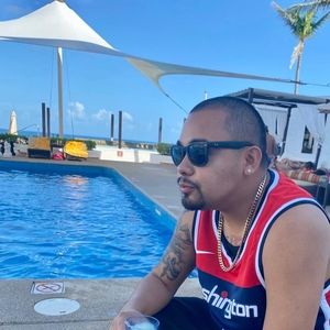 Meet your Posher, Edgar